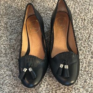 Jack Rogers Black Leather SZ 7M Gold Tassel Women's Shoes